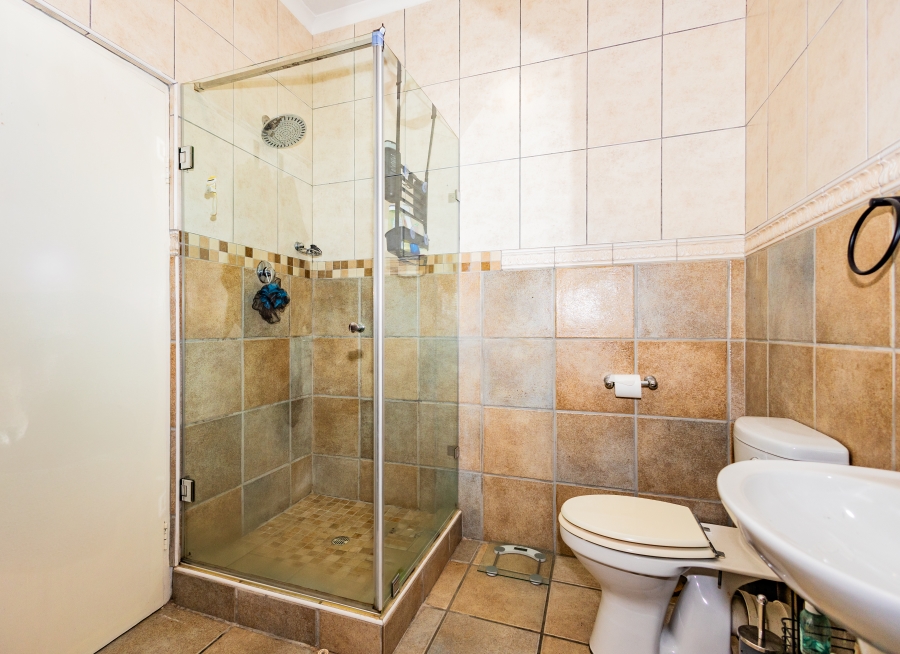 2 Bedroom Property for Sale in Rosendal Western Cape